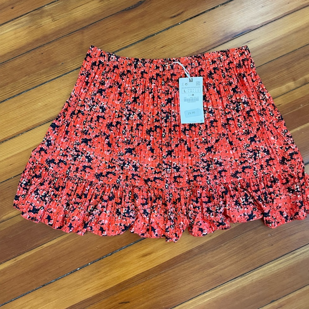 ZARA red floral skirt - nwt